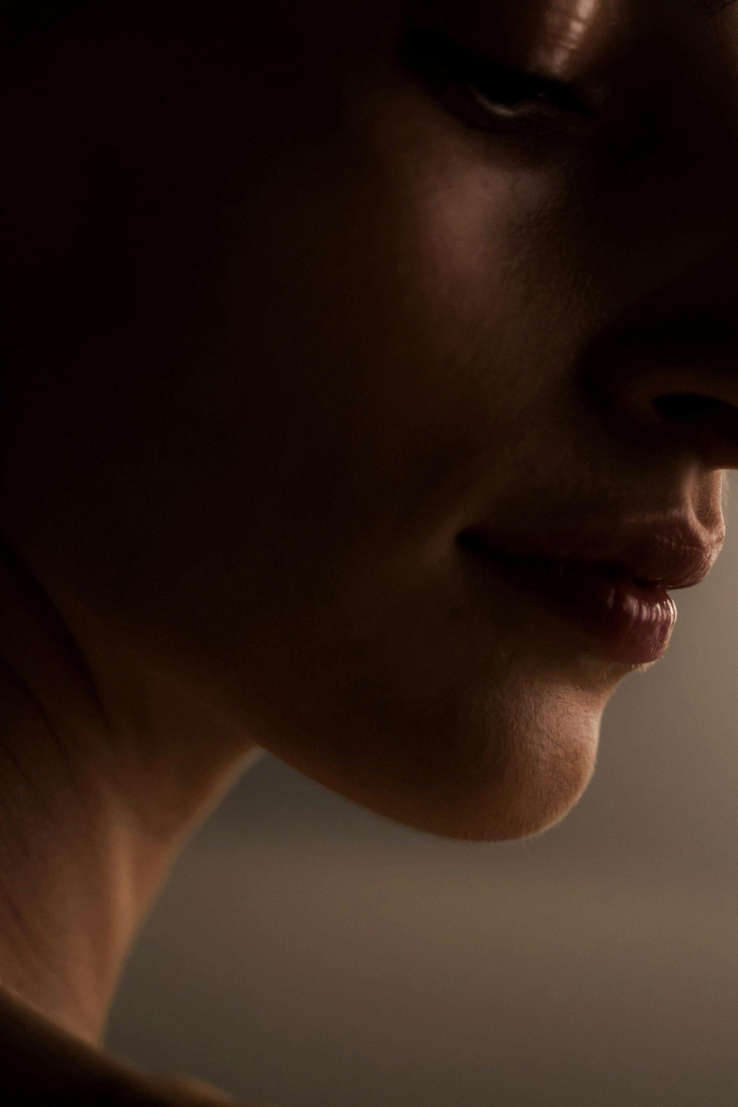 Chin Waxing